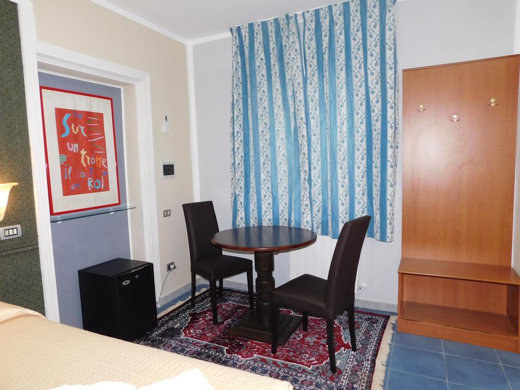 Hotel Blumentag 파올라 외부 사진